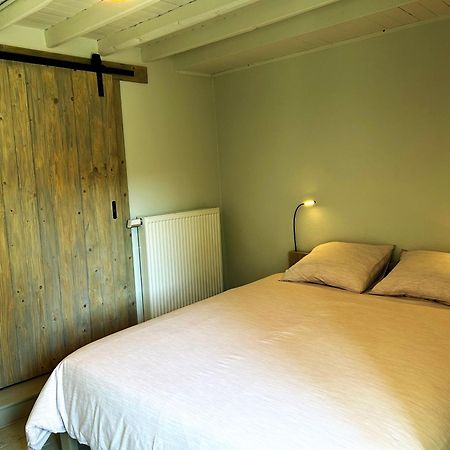 B&B Le Nid D'Hirondelle Houffalize Exterior photo