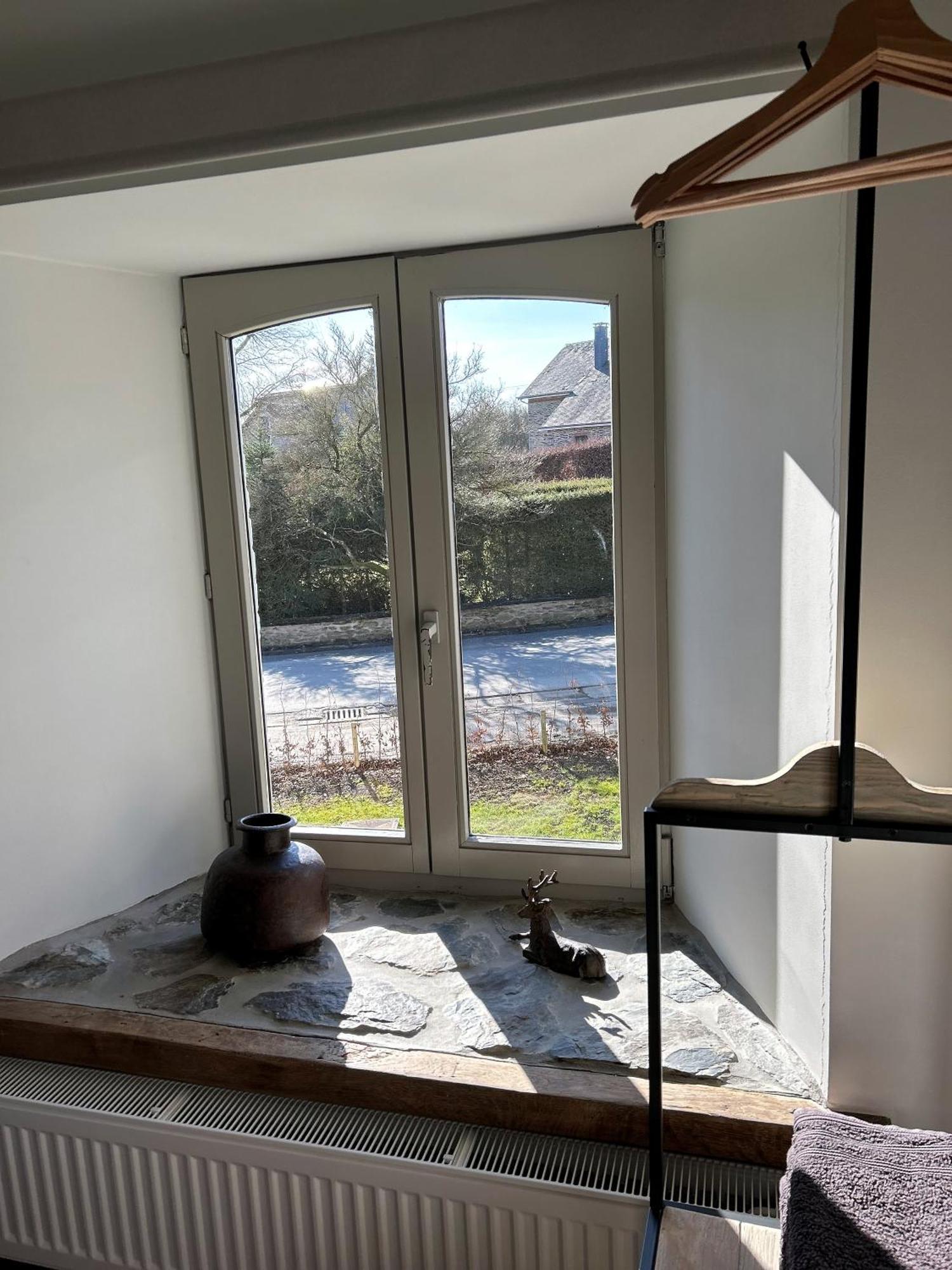 B&B Le Nid D'Hirondelle Houffalize Exterior photo